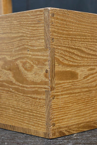 穏やかな杢目で落ち着いた雰囲気ある炭入れ　DC8236