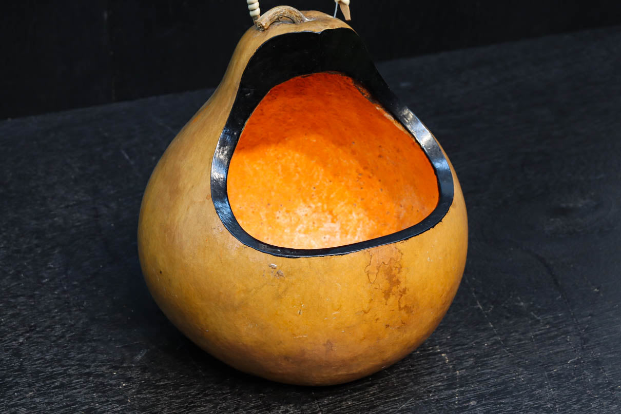 丸みがあり愛嬌あるふくべ細工のかぼちゃ型炭入れ　DC8237