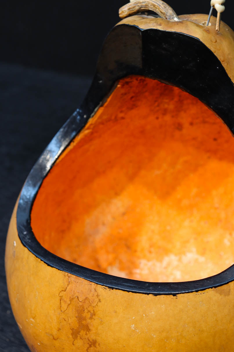 丸みがあり愛嬌あるふくべ細工のかぼちゃ型炭入れ　DC8237