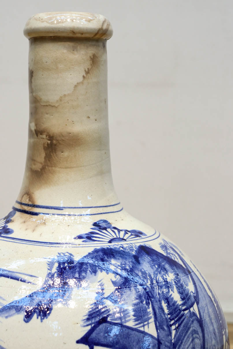 和の風情溢れる絵柄の大型サイズの徳利 DC8240 – 古福庵 [ KOFUKUAN