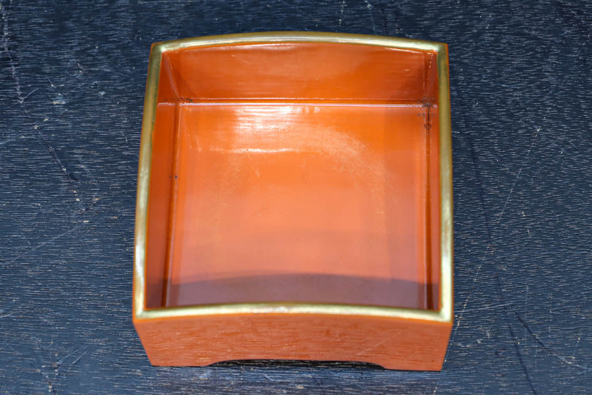 朱漆と金の色彩で華やかな一合マス　DC8243ab　在庫(a:0 b:1)個