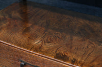 時代を経た味わい深い風合いの置台　DC8251