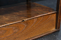 時代を経た味わい深い風合いの置台　DC8251