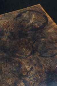 時代を経た味わい深い風合いの置台　DC8251