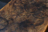 時代を経た味わい深い風合いの置台　DC8251