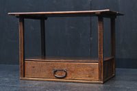 時代を経た味わい深い風合いの置台　DC8251