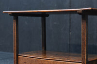 時代を経た味わい深い風合いの置台　DC8251