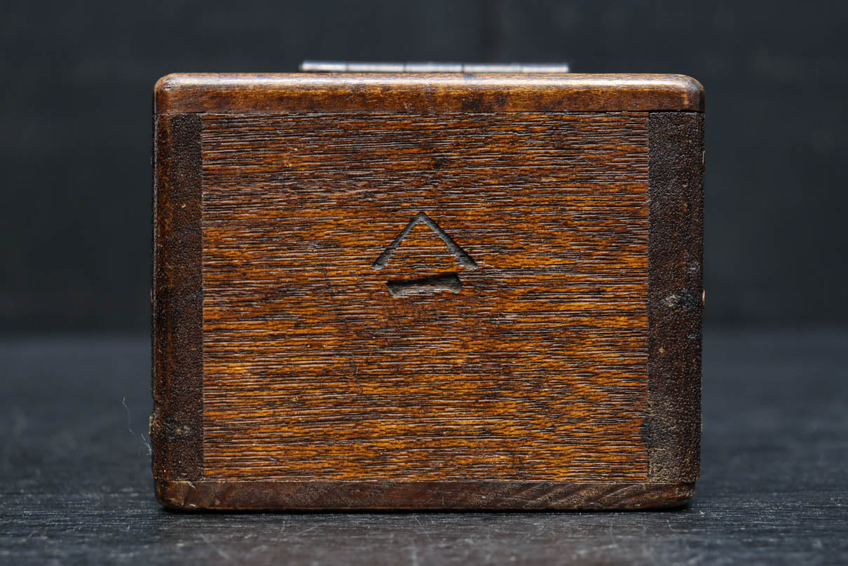 Antique tool box (small box) DC8254