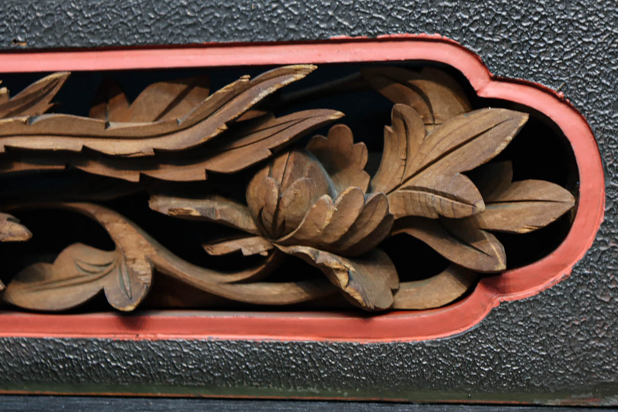 立体感のある彫刻が見栄えのする彫刻飾り DC8257abc 在庫(a:1 b