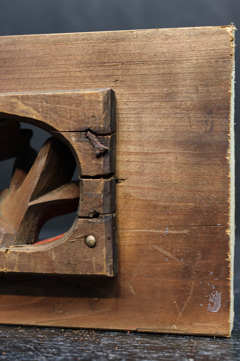 立体感のある彫刻が見栄えのする彫刻飾り　DC8257abc　在庫(a:1 b:1 c:1)個