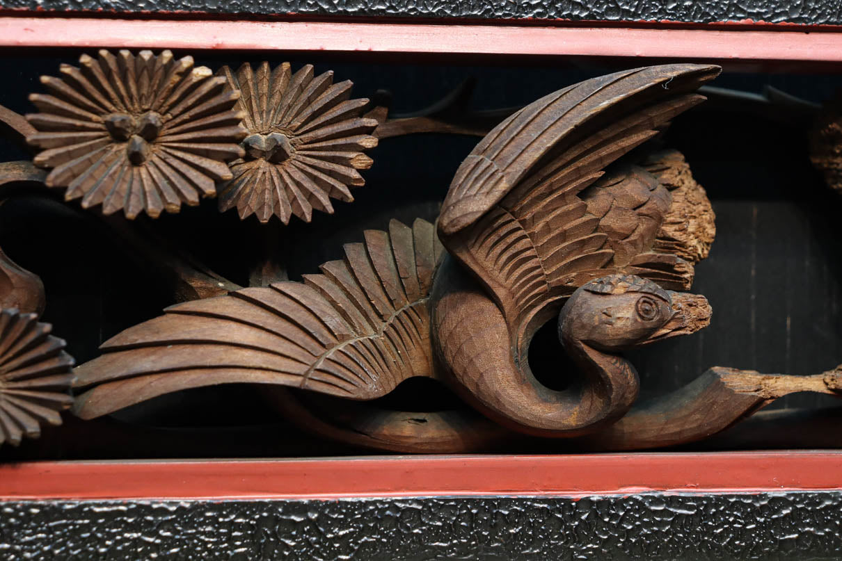 立体感のある彫刻が見栄えのする彫刻飾り　DC8257abc　在庫(a:1 b:1 c:1)個