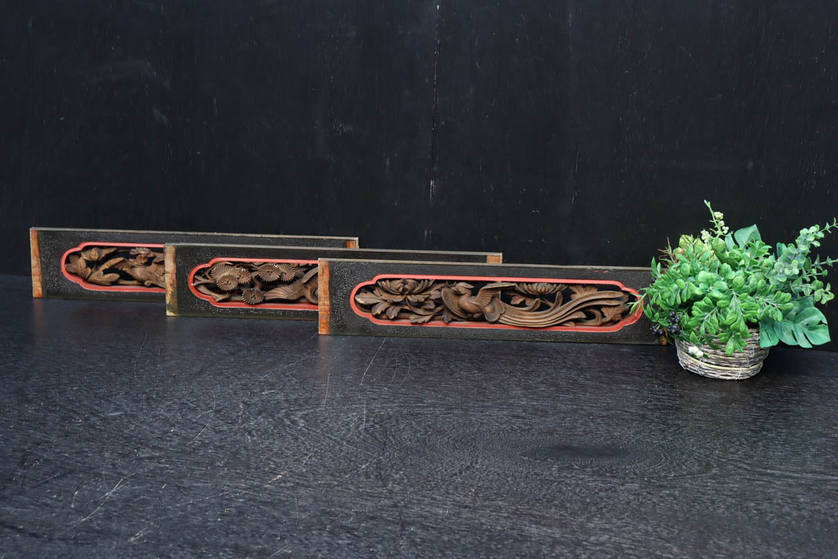 立体感のある彫刻が見栄えのする彫刻飾り　DC8257abc　在庫(a:1 b:1 c:1)個