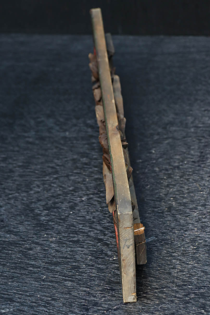 立体感のある彫刻が見栄えのする彫刻飾り　DC8257abc　在庫(a:1 b:1 c:1)個