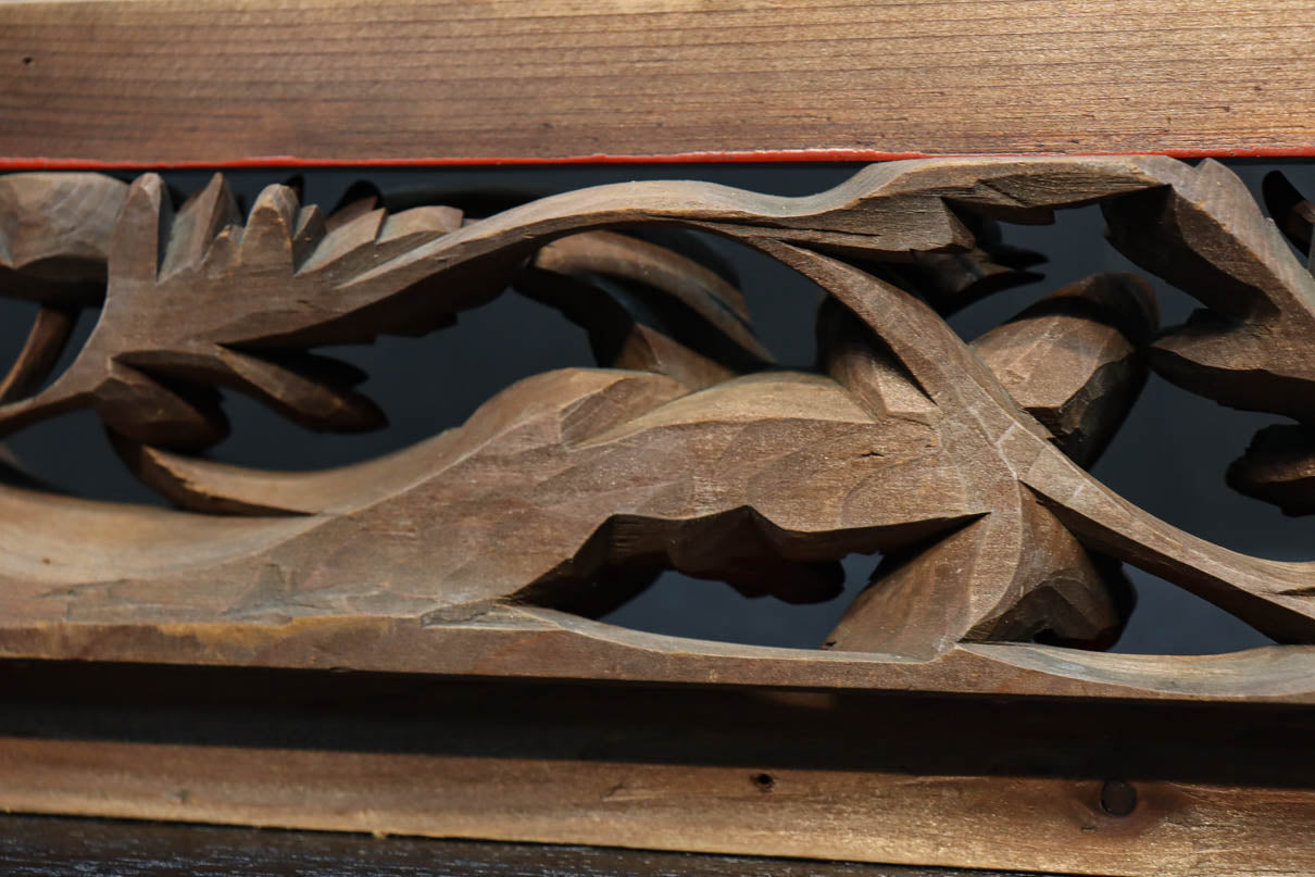 立体感のある彫刻が見栄えのする彫刻飾り　DC8257abc　在庫(a:1 b:1 c:1)個