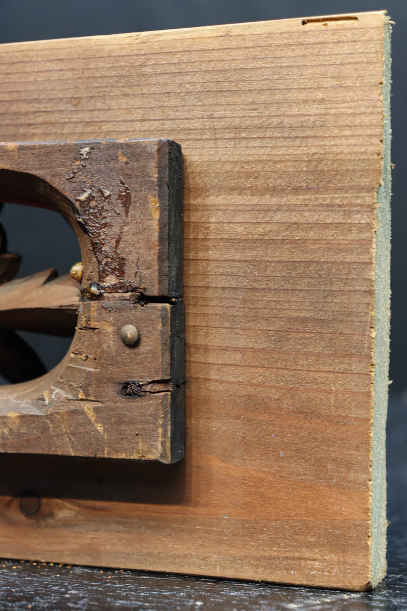 立体感のある彫刻が見栄えのする彫刻飾り　DC8257abc　在庫(a:1 b:1 c:1)個