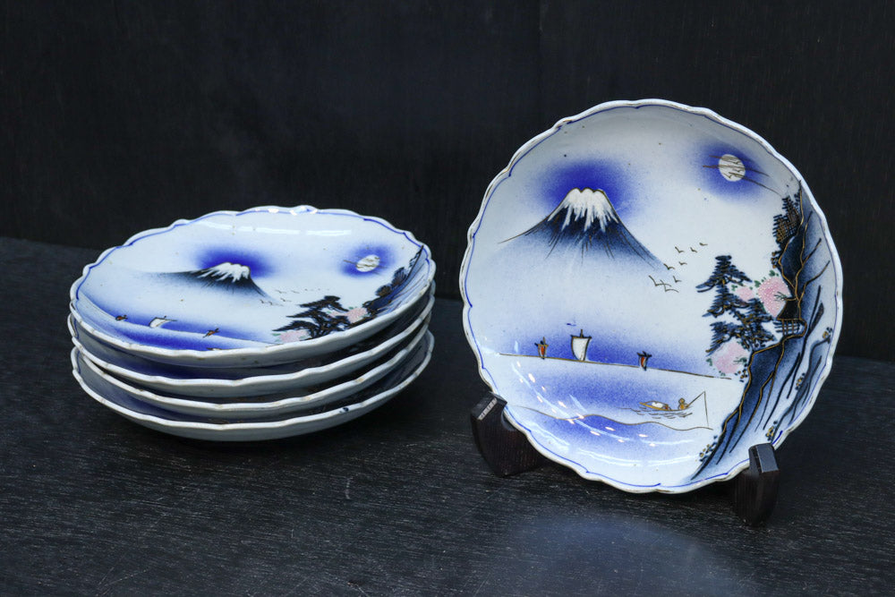 富士の頂きを望む風景を華やかに描いた中皿　DC8266　在庫5枚