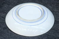 富士山と帆船が浮かぶ水辺の風景を描いた染付中皿　DC8267　在庫4枚