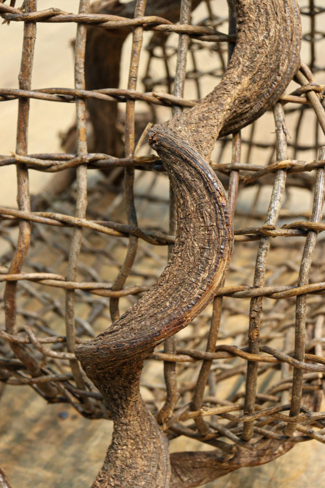 自然美を感じる古木のオブジェ　DC8276