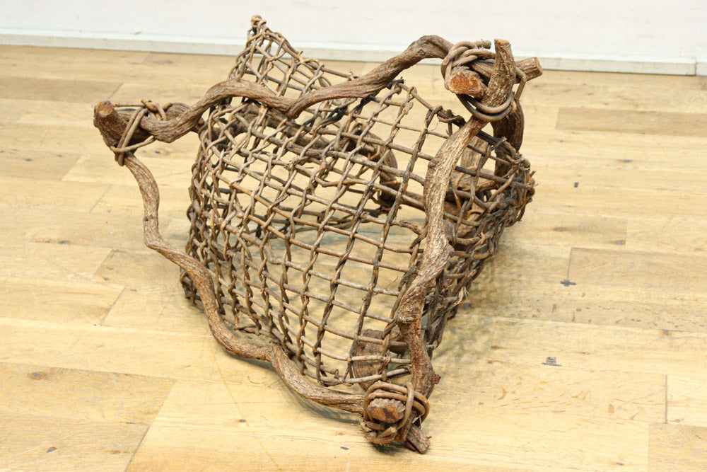 自然美を感じる古木のオブジェ　DC8276