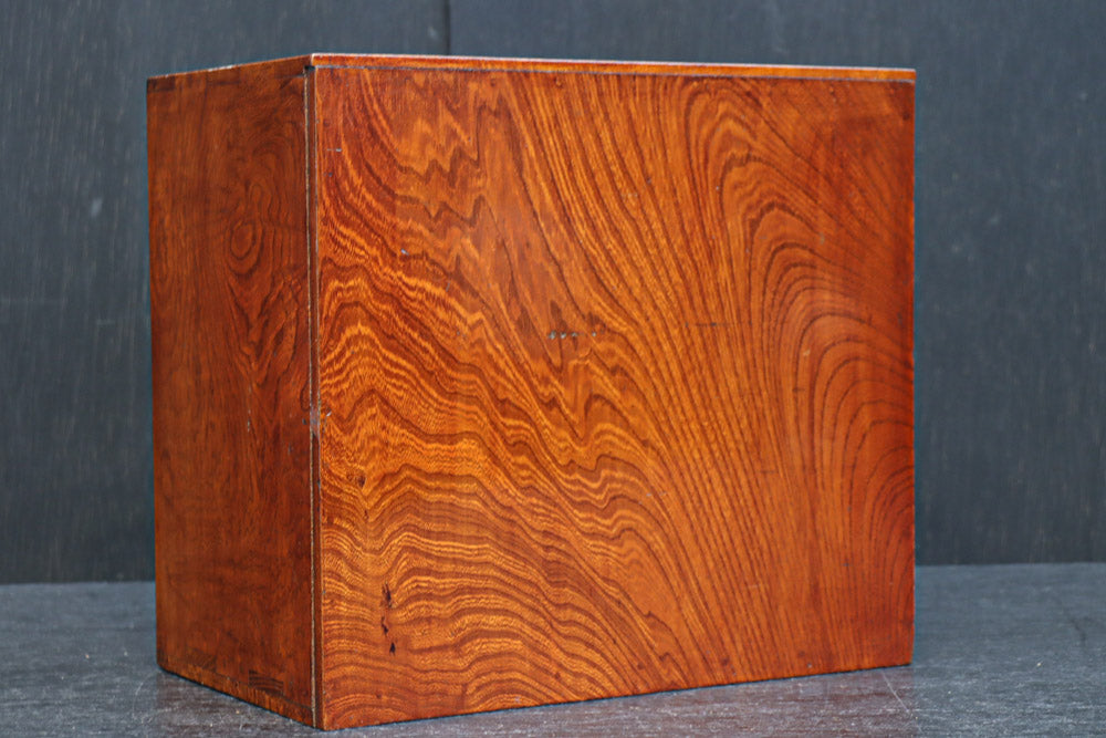 杢目の美しい味わいある針箱　DC8279