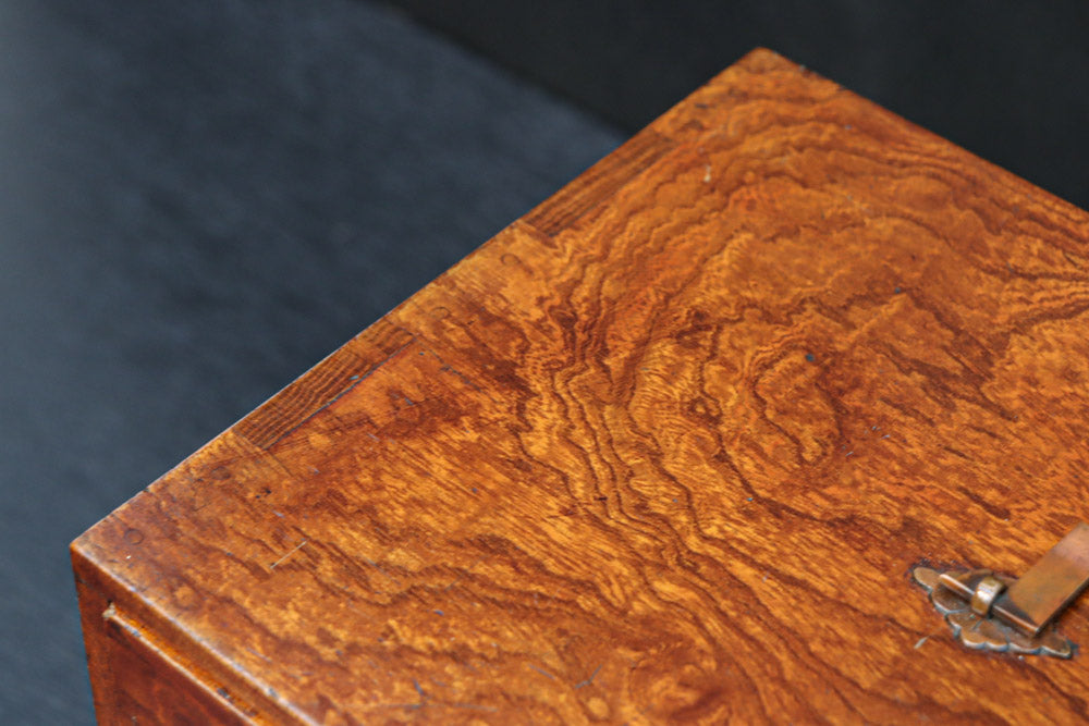 杢目の美しい味わいある針箱　DC8279