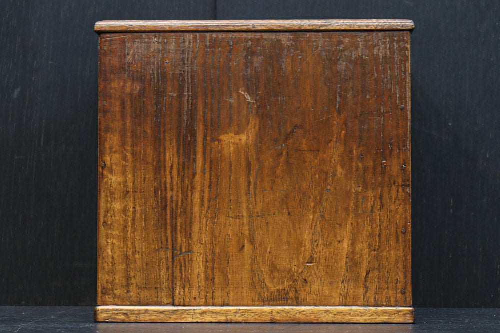 Antique tools DC8281