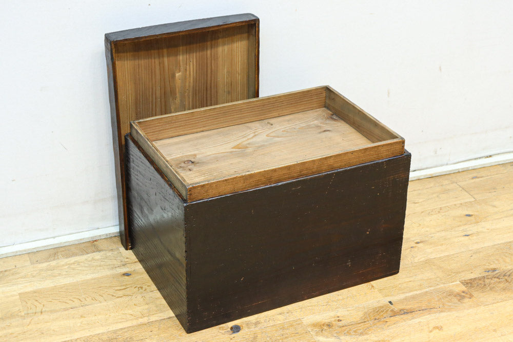 Antique tools DC8282