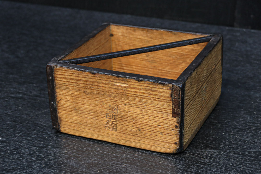 Antique tools DC8295