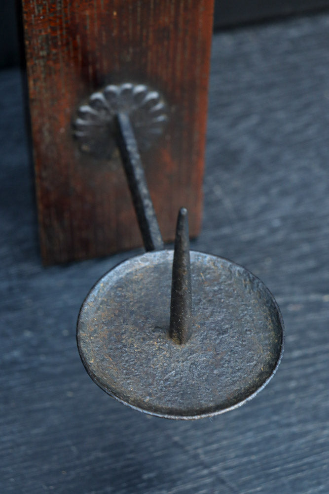 Antique tool (Wall-mounted candle holder) DC8301