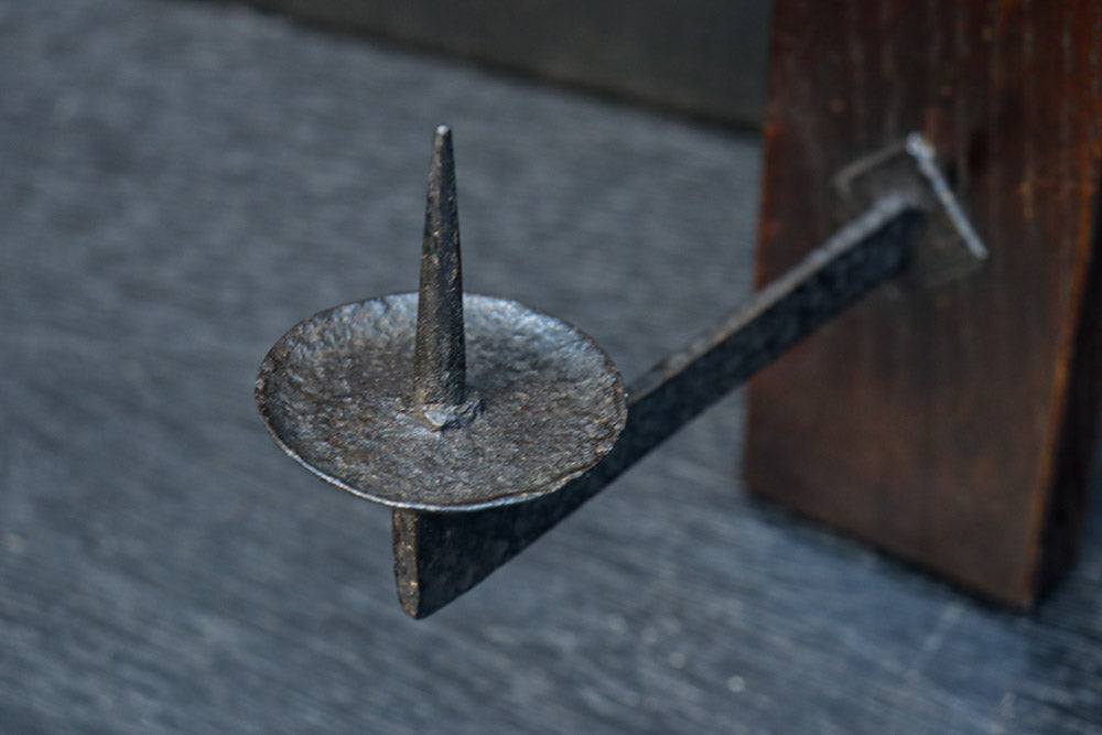 時代を重ねた趣きある壁掛けろうそく立て　DC8303abc　在庫(a:1 b:1 c:1)本