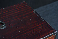 前面ツートンカラーでレトロ感溢れる針箱　DC8304