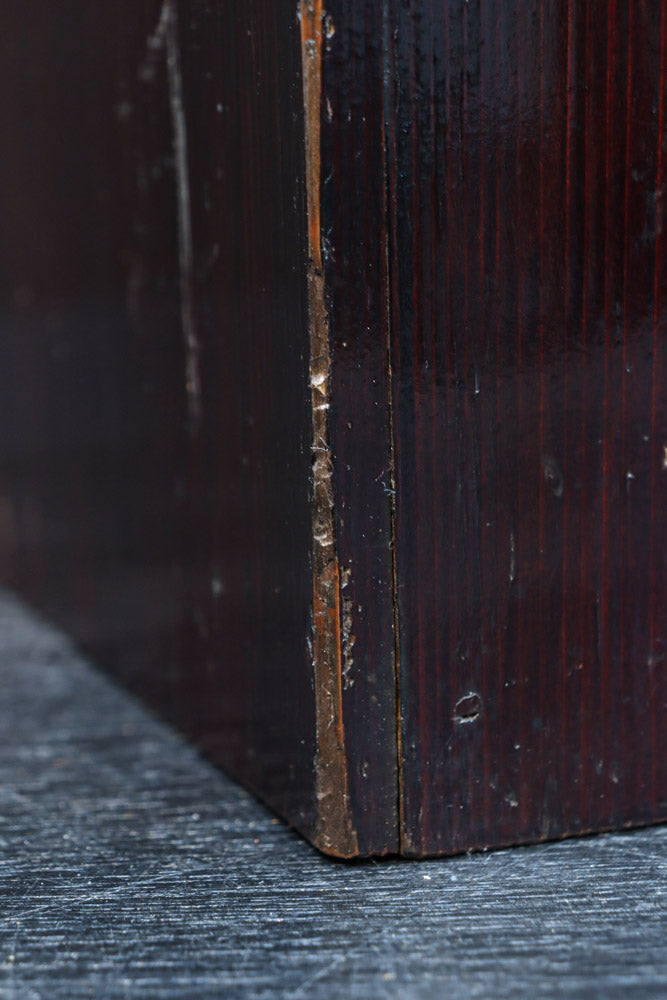 前面ツートンカラーでレトロ感溢れる針箱　DC8304