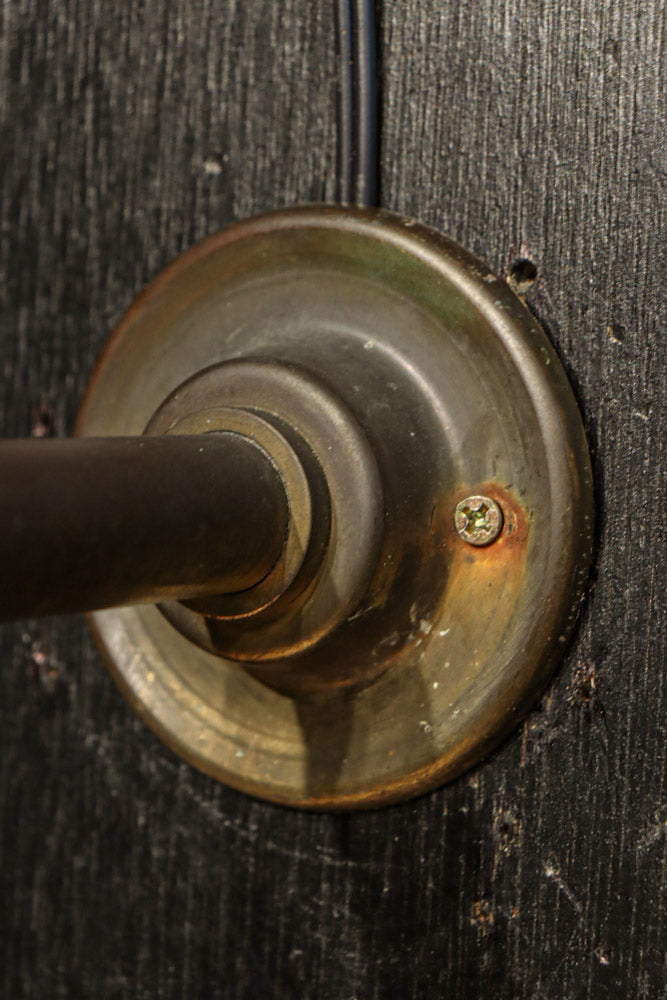 特大サイズ!! 真鍮の鈍い輝きが味わいを深める特大ブラケット　DC8306