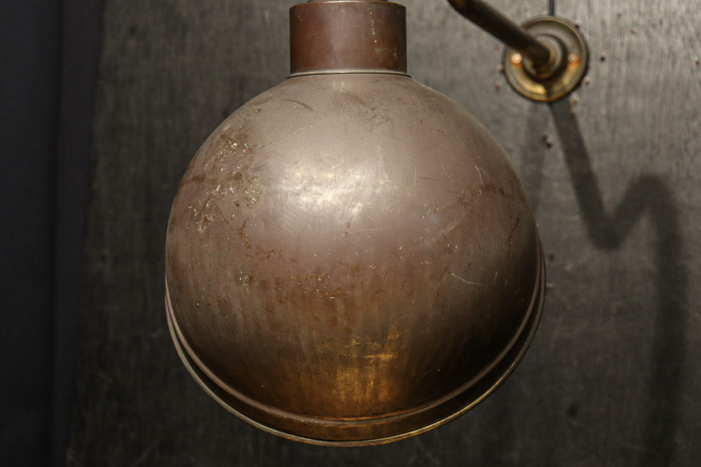 特大サイズ!! 真鍮の鈍い輝きが味わいを深める特大ブラケット　DC8306