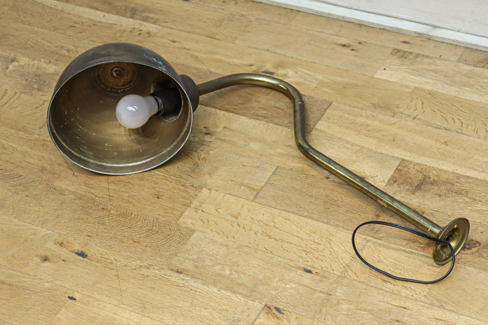 特大サイズ!! 真鍮の鈍い輝きが味わいを深める特大ブラケット　DC8306