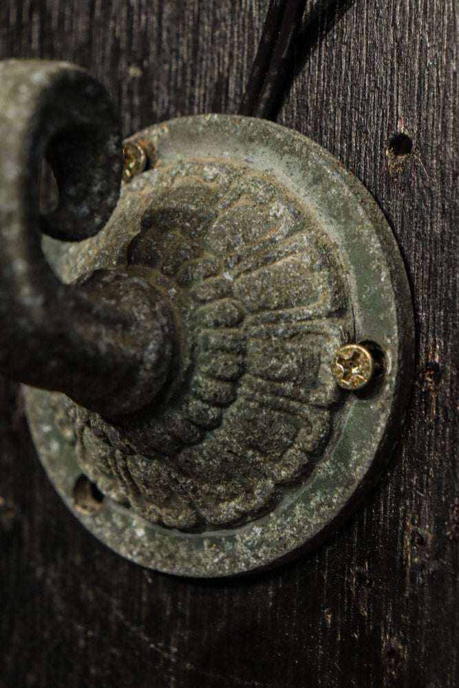 古民具　アンティーク　古材木製　珍しいデザイン。釘使わず素敵の花になります。 古民具 アンティーク 古材木製 珍しいデザイン。釘使わず素敵の花に