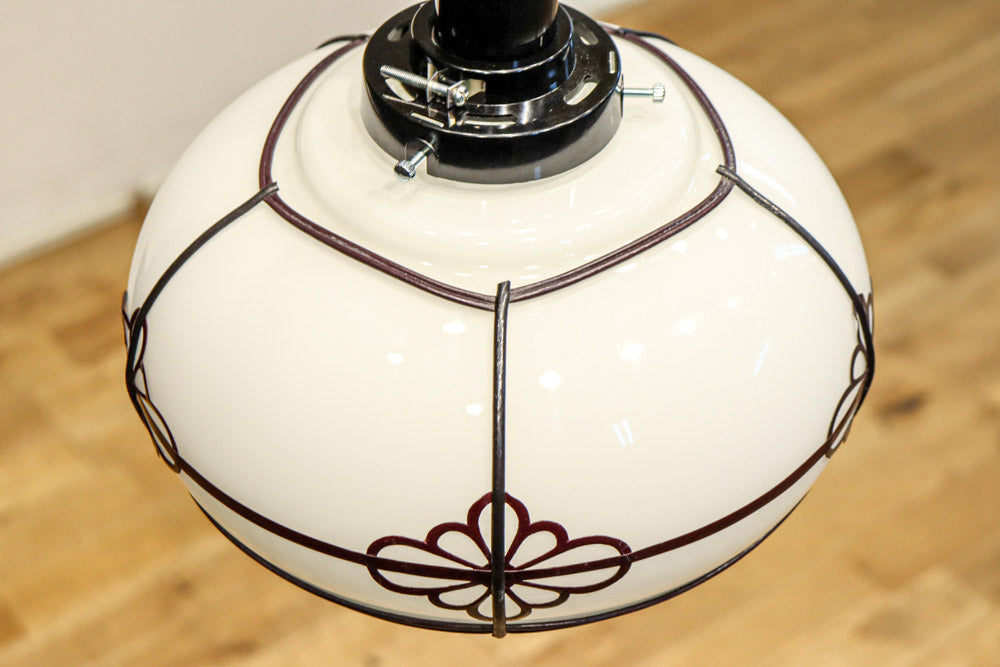 菊菱装飾を施した気品ある電笠　DC8315　在庫2個