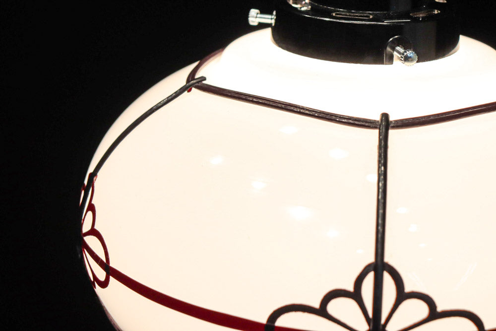 菊菱装飾を施した気品ある電笠　DC8315　在庫2個