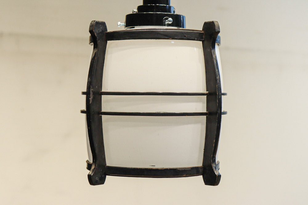 木製フレームの温かみある電笠　DC8320