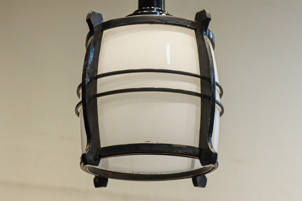 木製フレームの温かみある電笠　DC8320