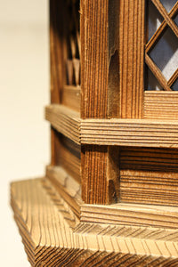 珍品!! 自然の風合いが温かみある木製の灯籠　DC8327