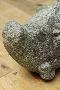 Stone statue of a boar DC8330