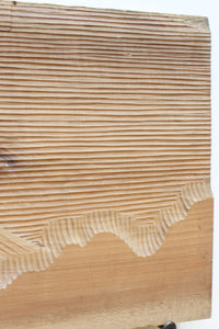 削り模様に昇り龍の絵柄が浮かぶ上品な木彫りの一枚絵　DC8332