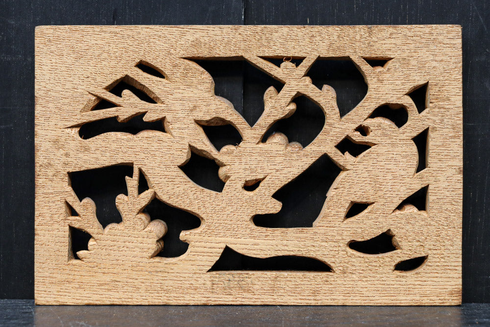 縁起の良い絵柄で品格ある小型の彫刻飾り　DC8348abcd　在庫(a:0b:0 c:1 d:1)枚