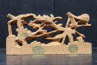 菊の花と小鳥が細やかに彫り描かれた彫刻飾り　DC8349ab　在庫(a:1 b:1)枚