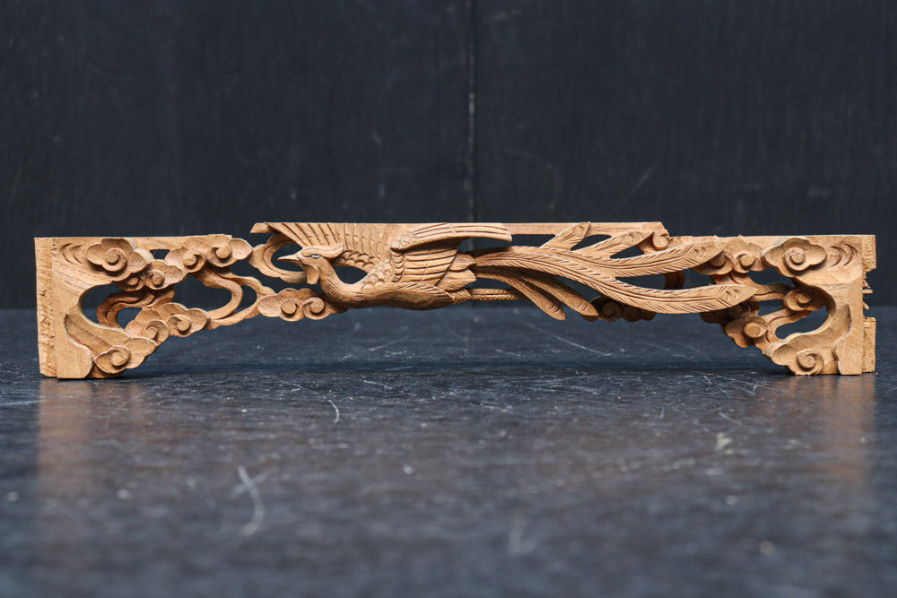 優雅に舞う鳳凰を描いた小さな彫刻飾り　DC8356ab　在庫(a:1 b:1)個