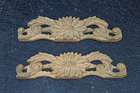 可愛らしい菊の花の小さな彫刻飾り　DC8359　在庫2個