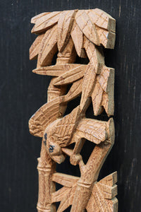 竹と小鳥を可憐に描く縦使いの彫刻飾り　DC8360ab　在庫(a:1 b:1)枚