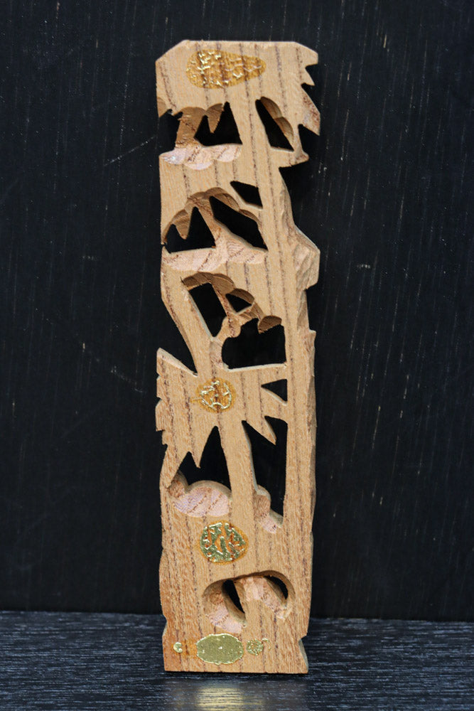 竹と小鳥を可憐に描く縦使いの彫刻飾り　DC8360ab　在庫(a:1 b:1)枚