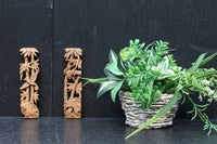 竹と小鳥を可憐に描く縦使いの彫刻飾り　DC8360ab　在庫(a:1 b:1)枚